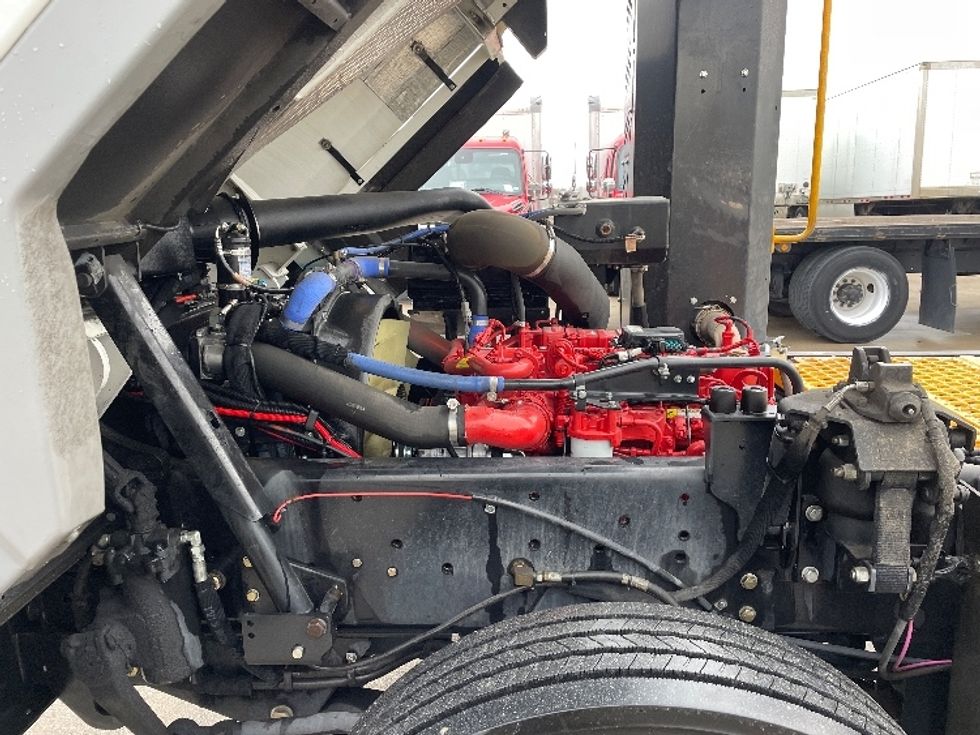 Yard Truck-Heavy Duty Tractors-Ottawa-2022-T2-Dallas-TX-19,139\n\t\tmiles-$ 111,000 - Image 16