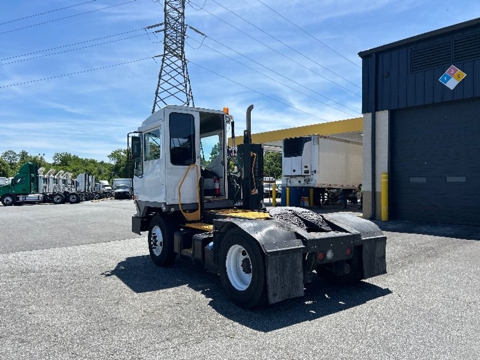 Yard Truck-Heavy Duty Tractors-Ottawa-2022-T2-Greensboro-NC-190,690\n\t\tmiles-$ 91,000 - Image 5