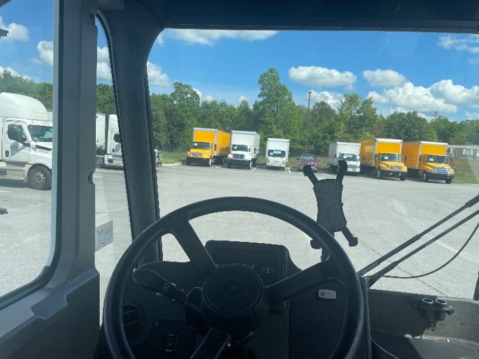Yard Truck-Heavy Duty Tractors-Ottawa-2022-T2-Greenville-SC-31,596\n\t\tmiles-$ 102,750 - Image 11