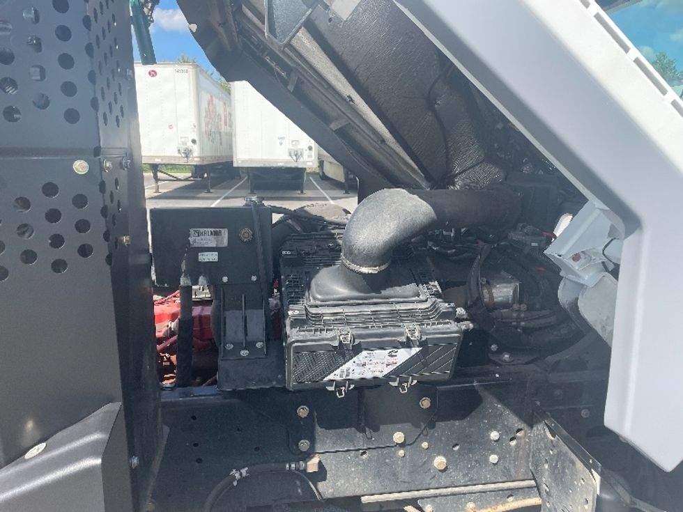 Yard Truck-Heavy Duty Tractors-Ottawa-2022-T2-Greenville-SC-31,596\n\t\tmiles-$ 102,750 - Image 15