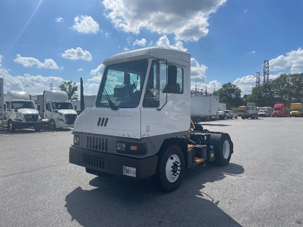 Yard Truck-Heavy Duty Tractors-Ottawa-2022-T2-Greenville-SC-31,596\n\t\tmiles-$ 102,750 - Image 3