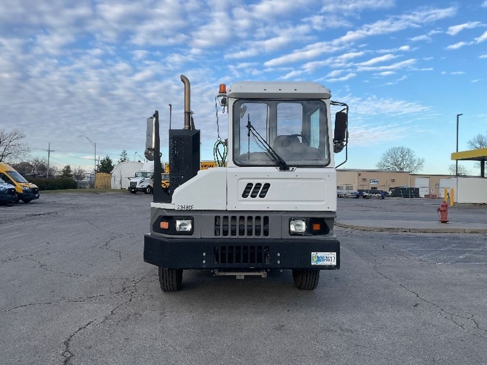 Yard Truck-Heavy Duty Tractors-Ottawa-2022-T2-Kansas City-MO-20,461\n\t\tmiles-$ 108,250 - Image 2