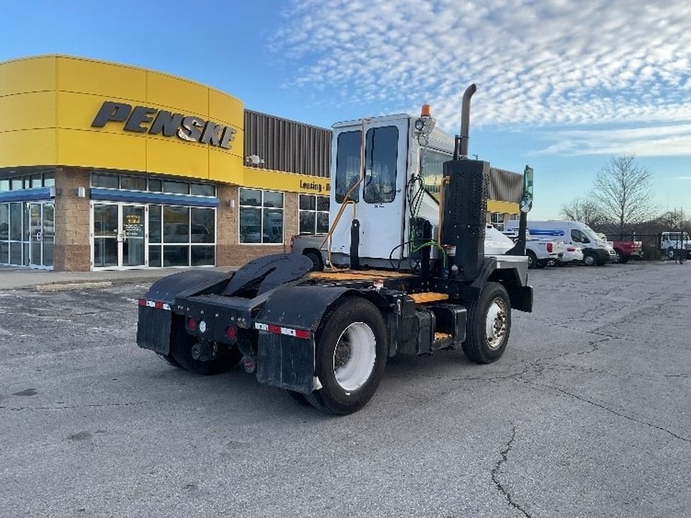 Yard Truck-Heavy Duty Tractors-Ottawa-2022-T2-Kansas City-MO-20,461\n\t\tmiles-$ 108,250 - Image 7