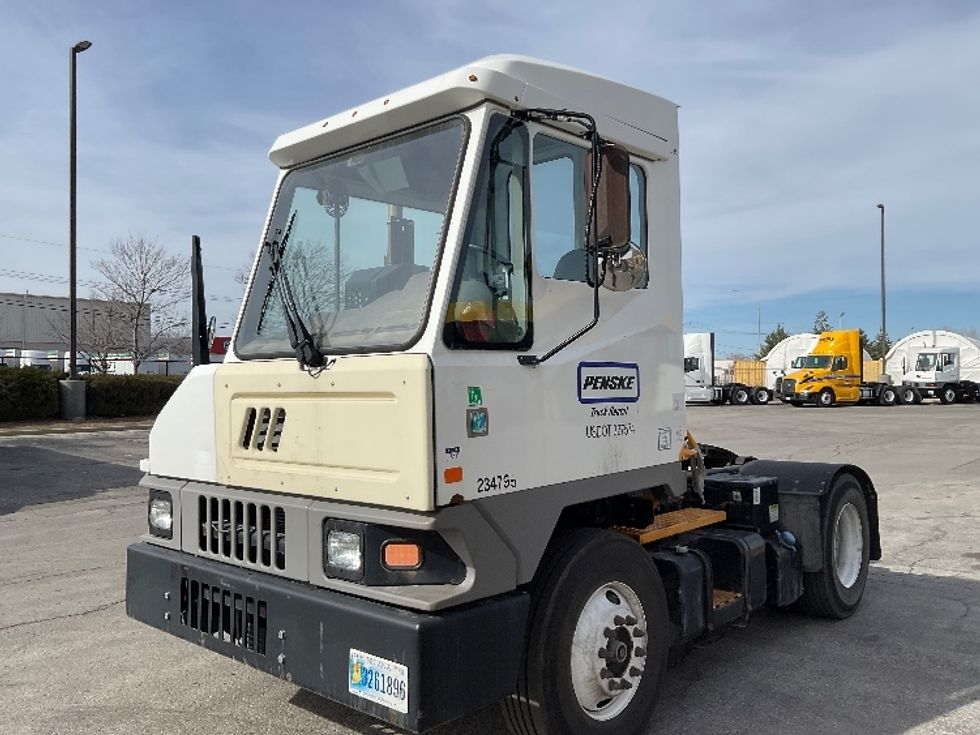 Yard Truck-Heavy Duty Tractors-Ottawa-2022-T2-Kansas City-MO-24,126\n\t\tmiles-$ 108,500 - Image 3