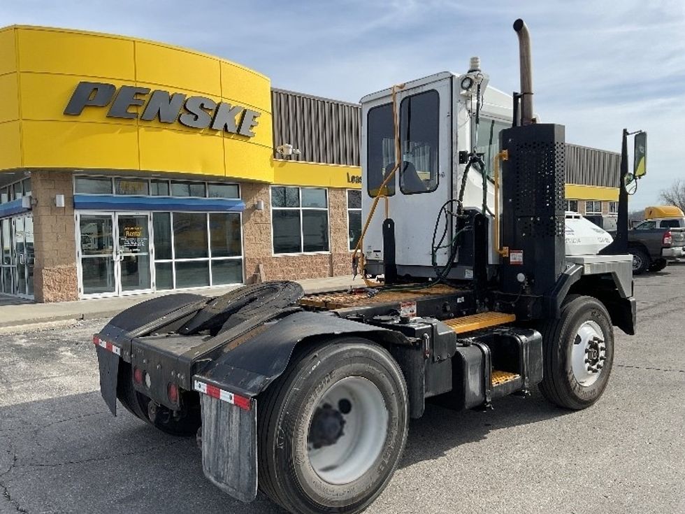 Yard Truck-Heavy Duty Tractors-Ottawa-2022-T2-Kansas City-MO-24,126\n\t\tmiles-$ 108,500 - Image 7