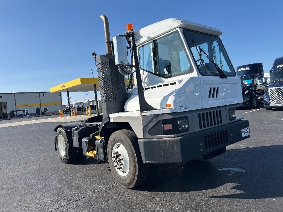 Yard Truck-Heavy Duty Tractors-Ottawa-2022-T2-Madison-AL-69,239\n\t\tmiles-$ 100,500 - Image 17