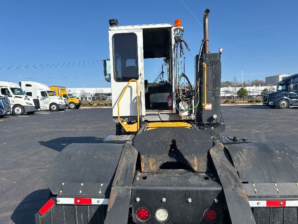 Yard Truck-Heavy Duty Tractors-Ottawa-2022-T2-Madison-AL-69,239\n\t\tmiles-$ 100,500 - Image 6