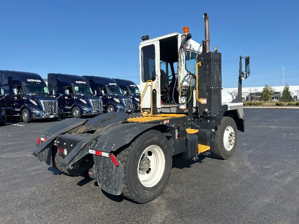 Yard Truck-Heavy Duty Tractors-Ottawa-2022-T2-Madison-AL-69,239\n\t\tmiles-$ 100,500 - Image 7