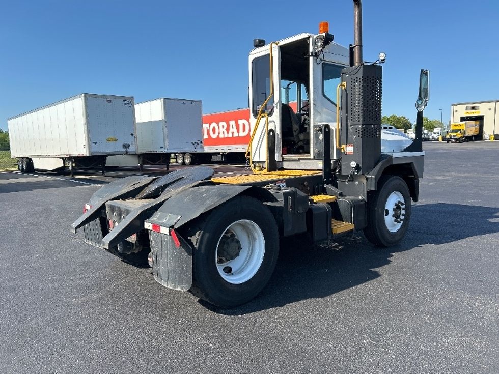 Yard Truck-Heavy Duty Tractors-Ottawa-2022-T2-Madison-AL-70,982\n\t\tmiles-$ 100,250 - Image 7