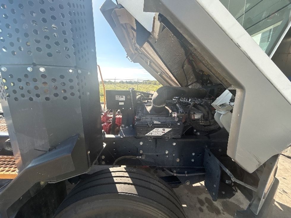 Yard Truck-Heavy Duty Tractors-Ottawa-2022-T2-Waco-TX-47,408\n\t\tmiles-$ 108,000 - Image 14