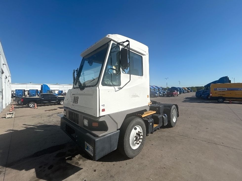 Yard Truck-Heavy Duty Tractors-Ottawa-2022-T2-Waco-TX-47,408\n\t\tmiles-$ 108,000 - Image 3