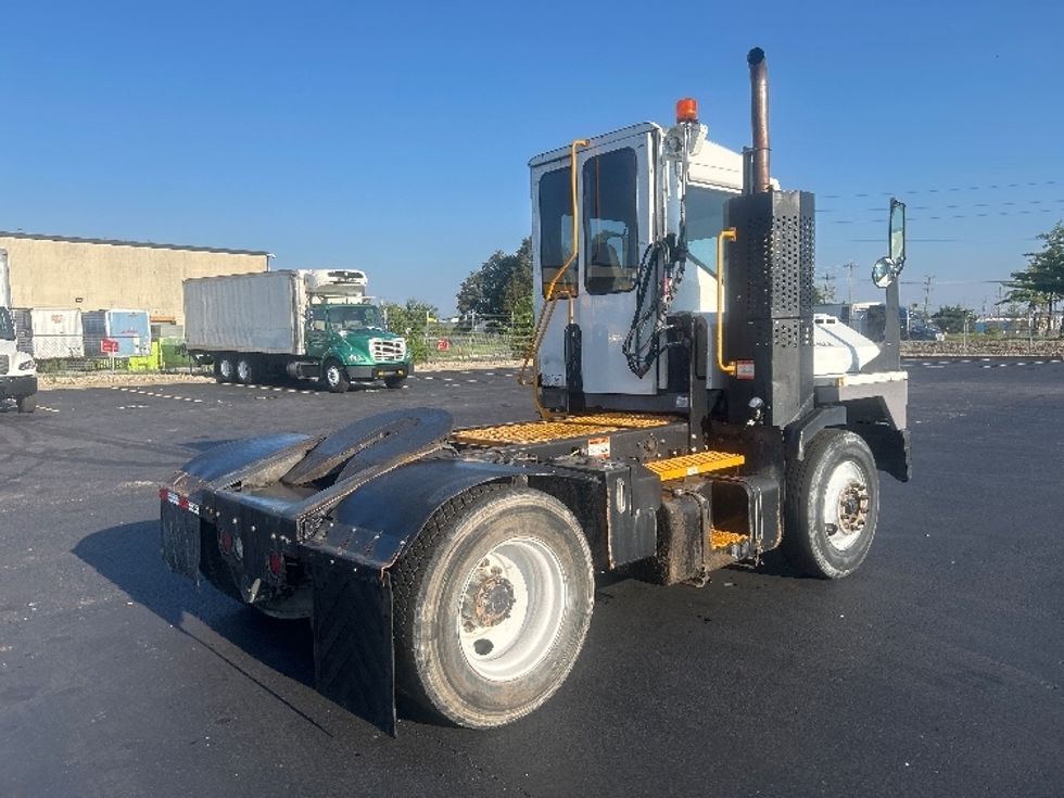 Yard Truck-Heavy Duty Tractors-Ottawa-2023-T2-Indianapolis-IN-60,682\n\t\tmiles-$ 99,500 - Image 7