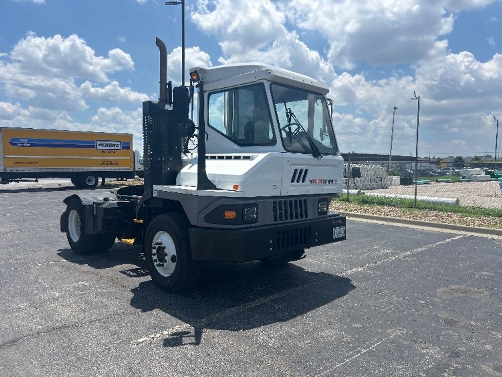 Yard Truck-Heavy Duty Tractors-Ottawa-2023-T2-Kansas City-MO-10,739\n\t\tmiles-$ 115,250 - Image 1