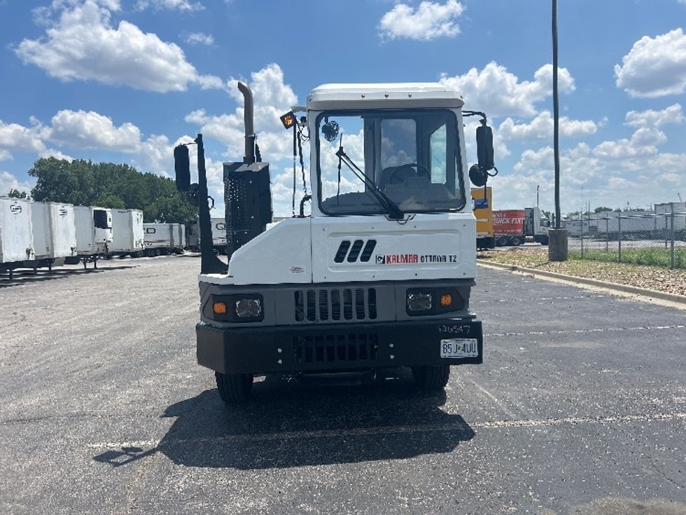 Yard Truck-Heavy Duty Tractors-Ottawa-2023-T2-Kansas City-MO-10,739\n\t\tmiles-$ 115,250 - Image 2