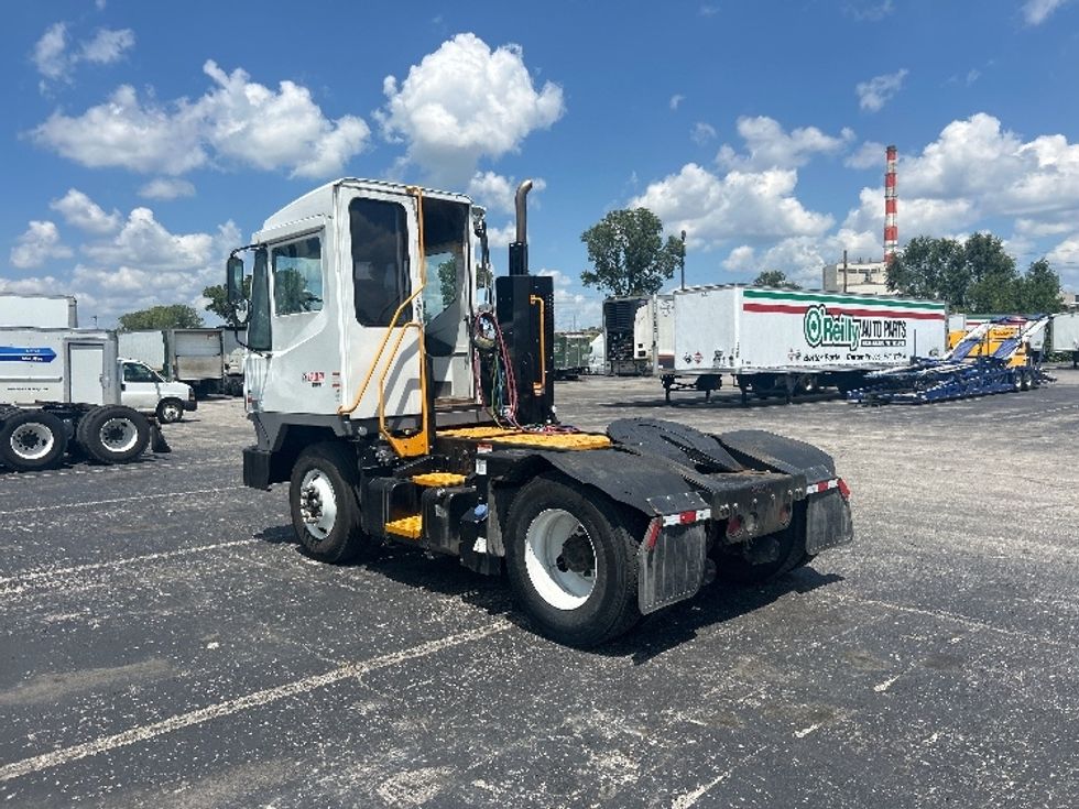 Yard Truck-Heavy Duty Tractors-Ottawa-2023-T2-Kansas City-MO-10,739\n\t\tmiles-$ 115,250 - Image 5