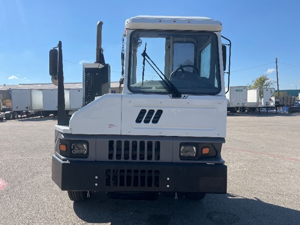 Yard Truck-Heavy Duty Tractors-Ottawa-2023-T2-Temple-TX-10,094\n\t\tmiles-$ 126,000 - Image 2