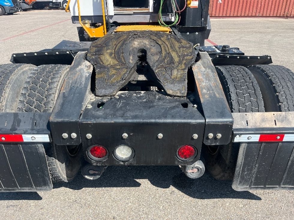 Yard Truck-Heavy Duty Tractors-Ottawa-2023-T2-Temple-TX-10,094\n\t\tmiles-$ 126,000 - Image 6