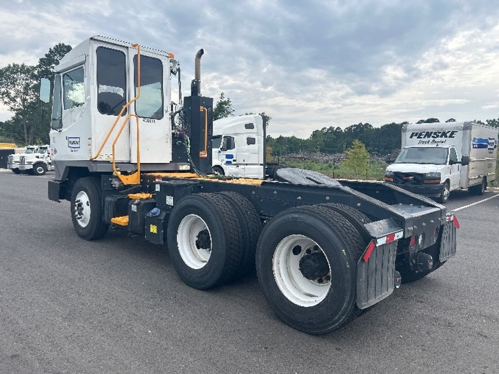 Yard Truck-Heavy Duty Tractors-Ottawa-2024-T2-Shreveport-LA-4,127\n\t\tmiles-$ 141,250 - Image 5