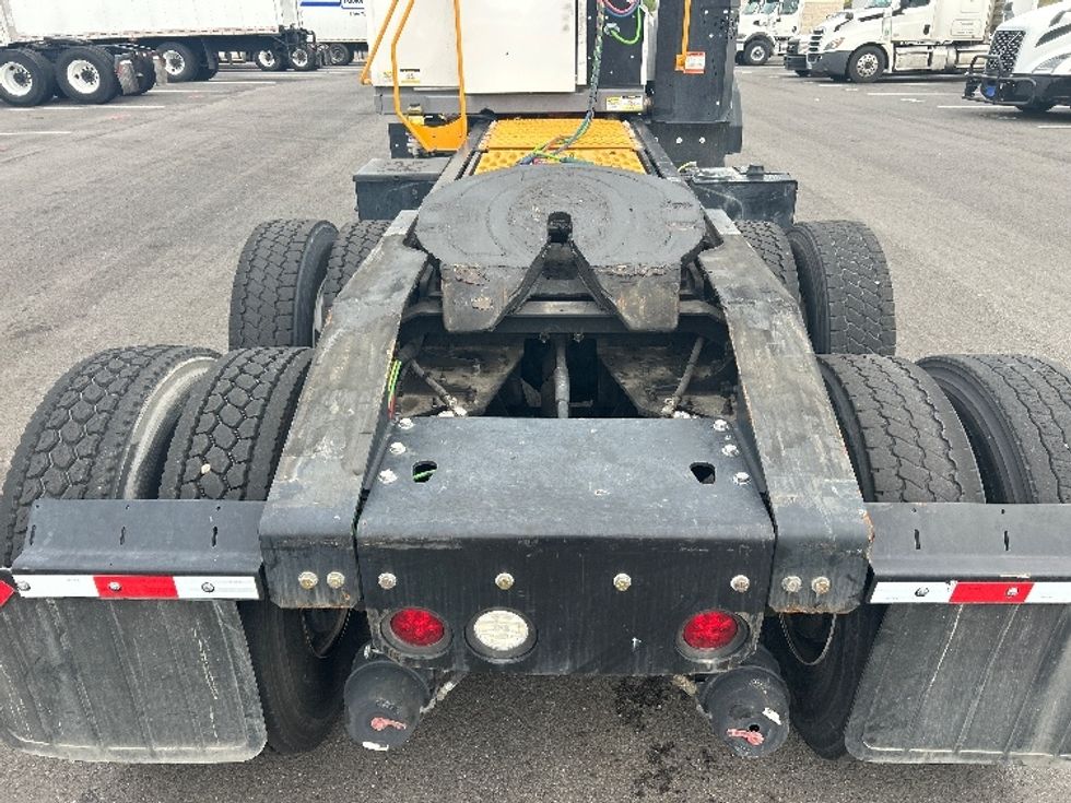 Yard Truck-Heavy Duty Tractors-Ottawa-2024-T2-Shreveport-LA-4,127\n\t\tmiles-$ 141,250 - Image 6